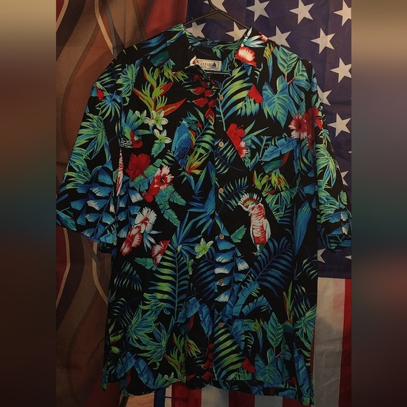 Hawaiian button up shirt - Picture 3 of 5